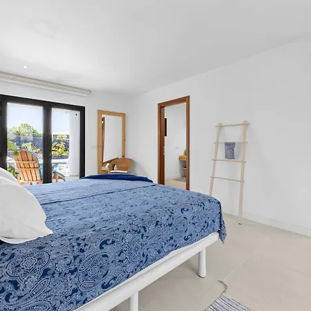 Casa Marina With Pool, Garden And Terrace ヴィラ *